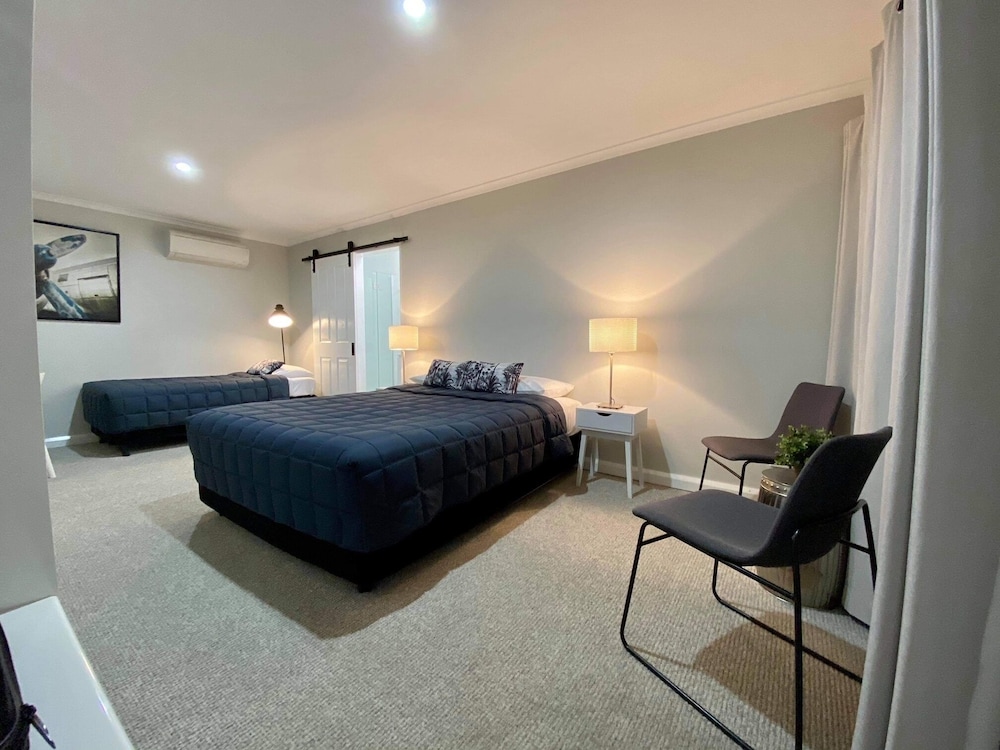 Deluxe Twin Room photo 1