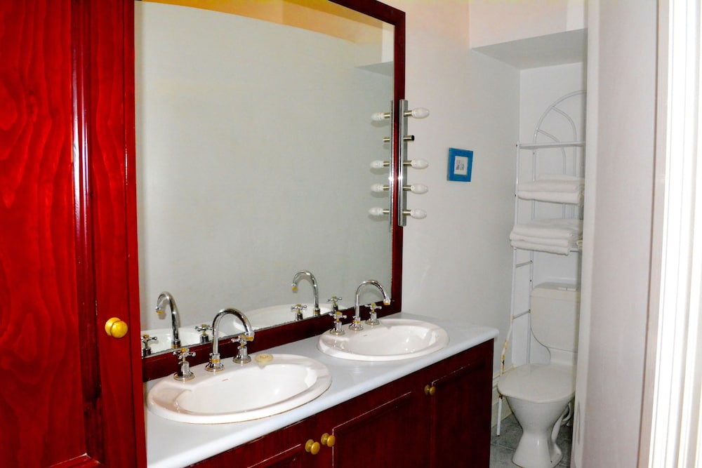 Standard Family Room - Photo 22