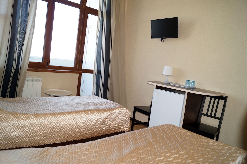 Standard Twin Room photo 2