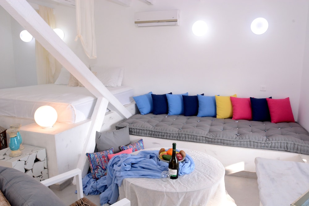 Suite, Balcony photo 1