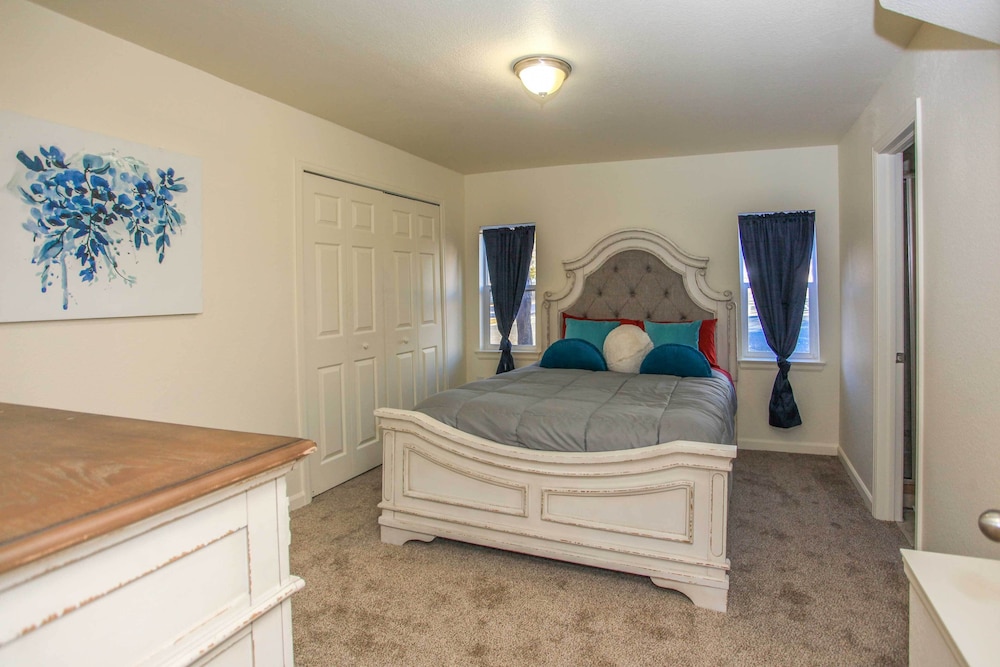House (2 Bedrooms) photo 3