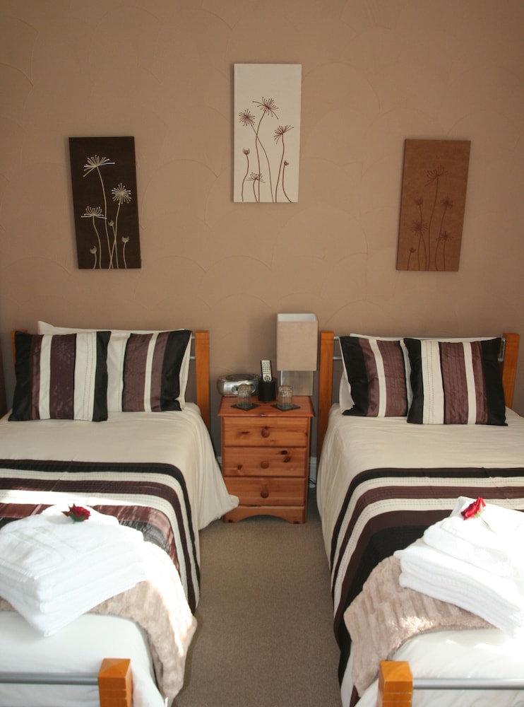 Single or Twin Room photo 2