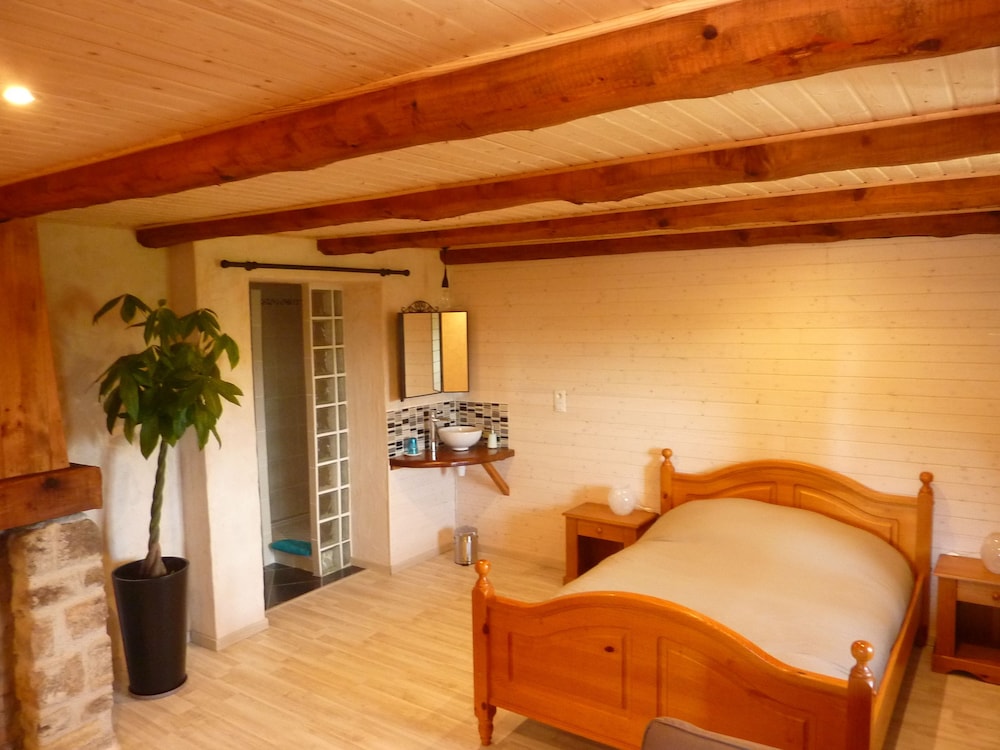 Room (Octoverso) photo 1