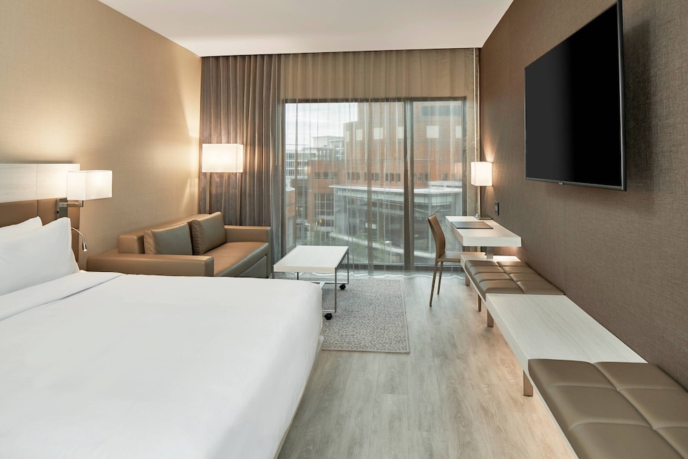 Standard Room, 1 King Bed with Sofa bed - Photo 2