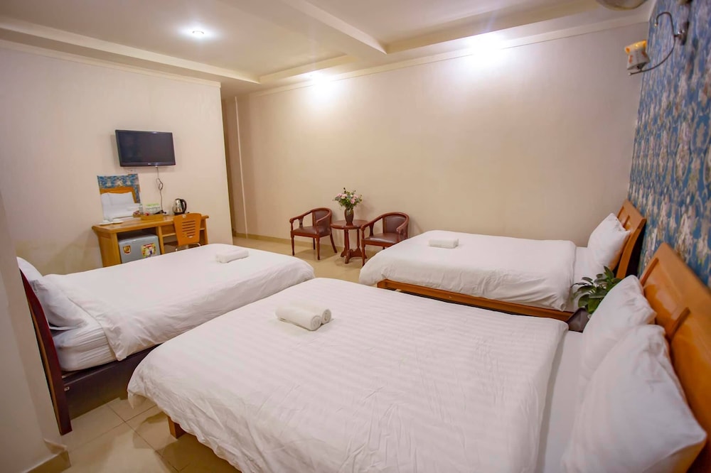 Triple Room
