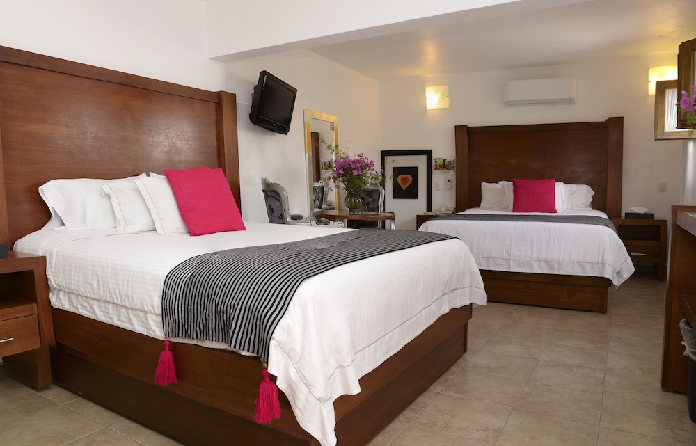 Suite - Photo 7