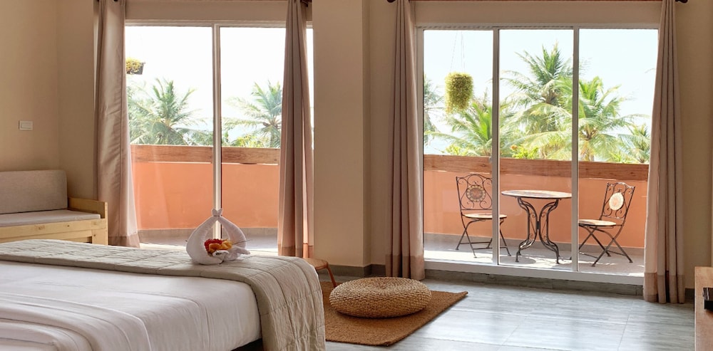 Ocean Palm Suite