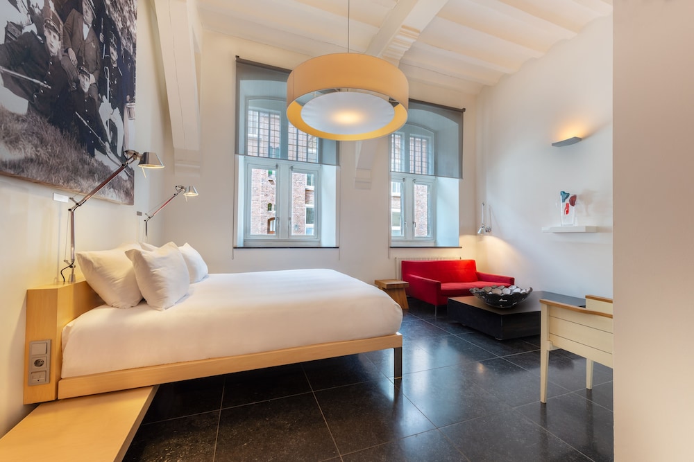 Junior Suite - Photo 1