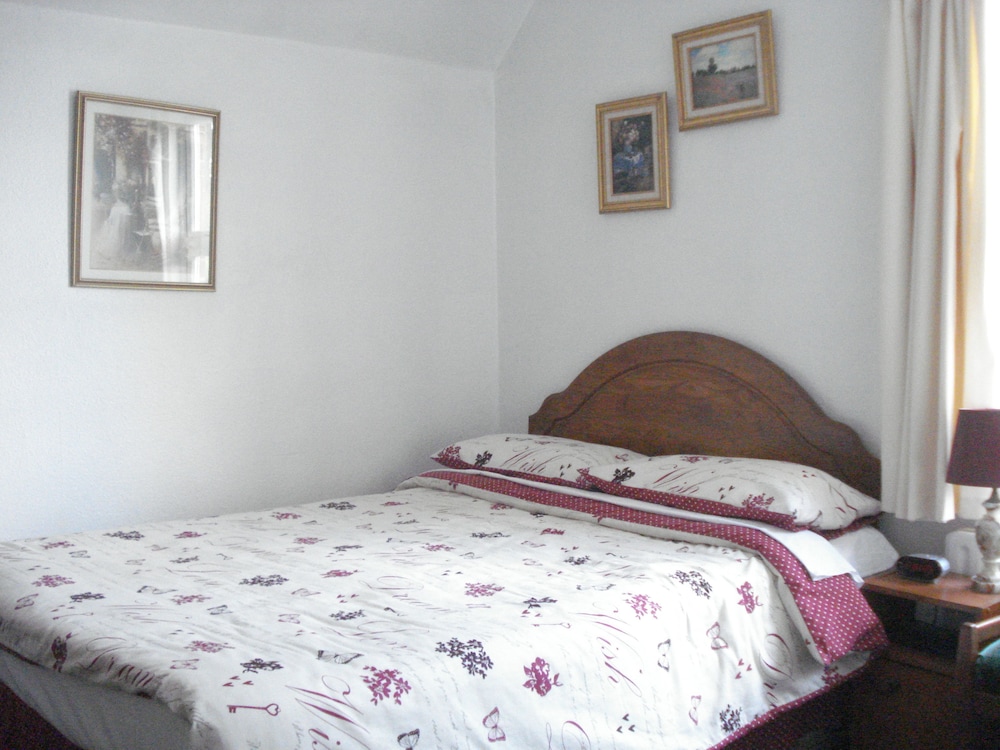 Triple Room, Shared Bathroom photo 2