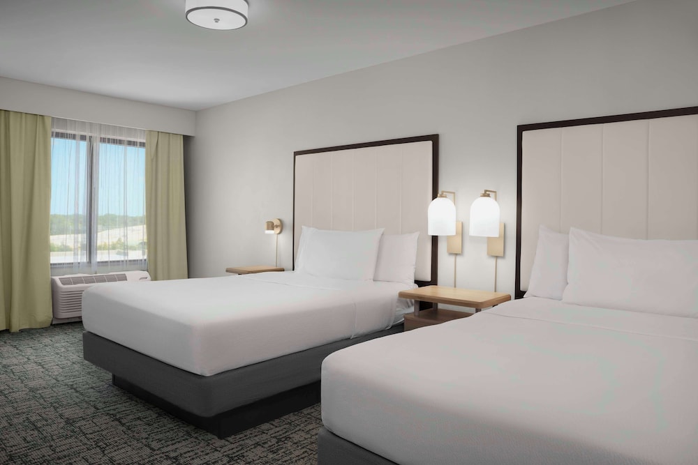 Suite, 2 Queen Beds, Accessible (Hearing) - Photo 2
