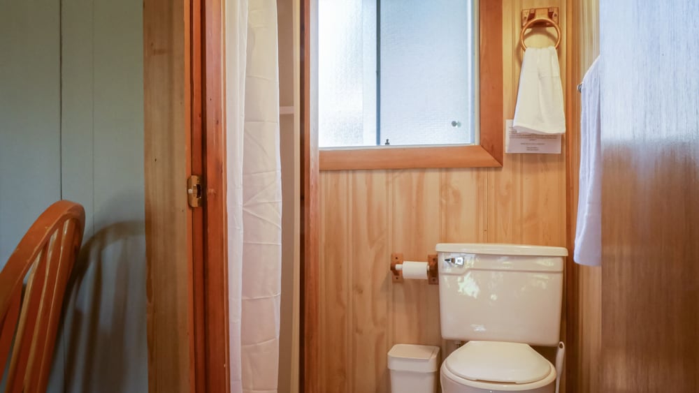 Cabin photo 2