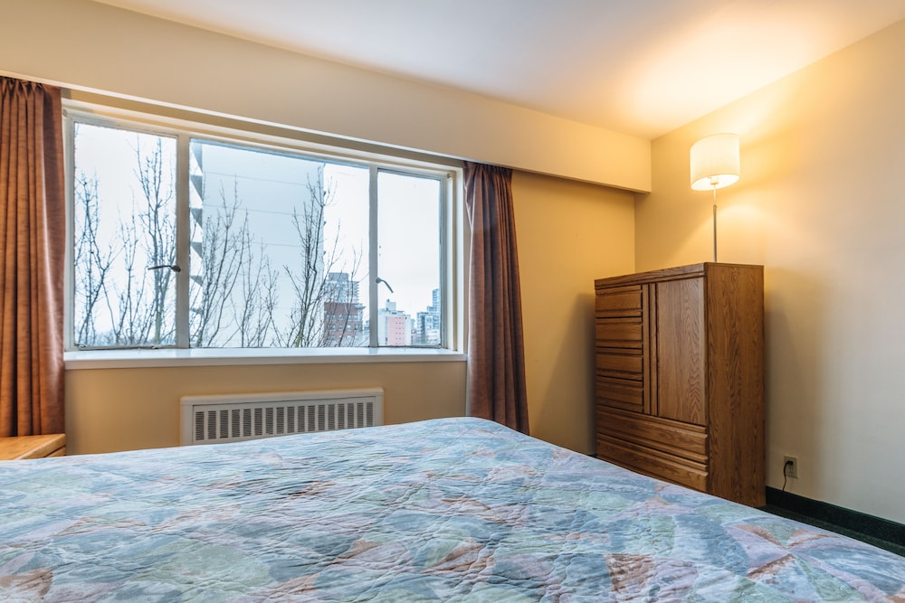 English Bay Hotel — photo 86