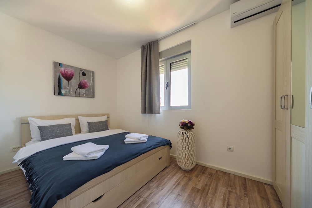 Family Apartment photo 1
