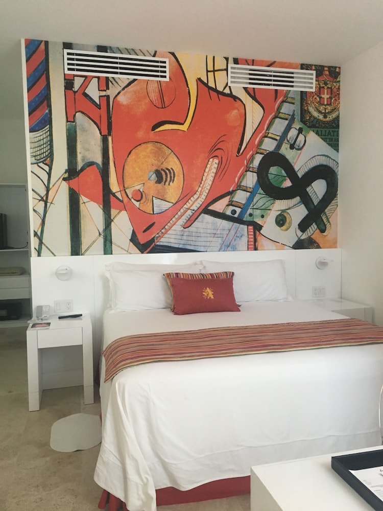 Deluxe Room, Balcony - Photo 2