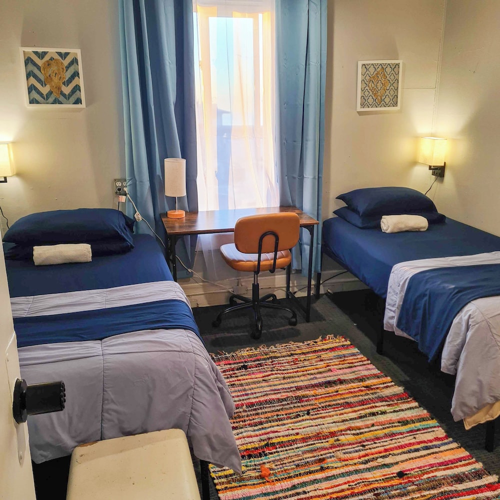 Deluxe Room - Photo 1