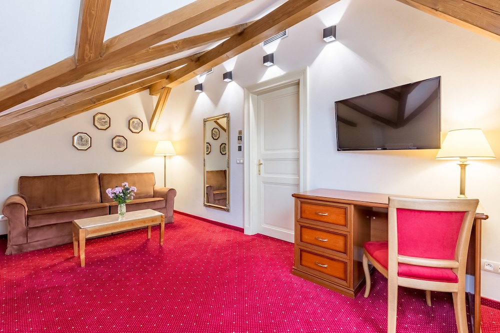 Two Bedroom Suite with Patio