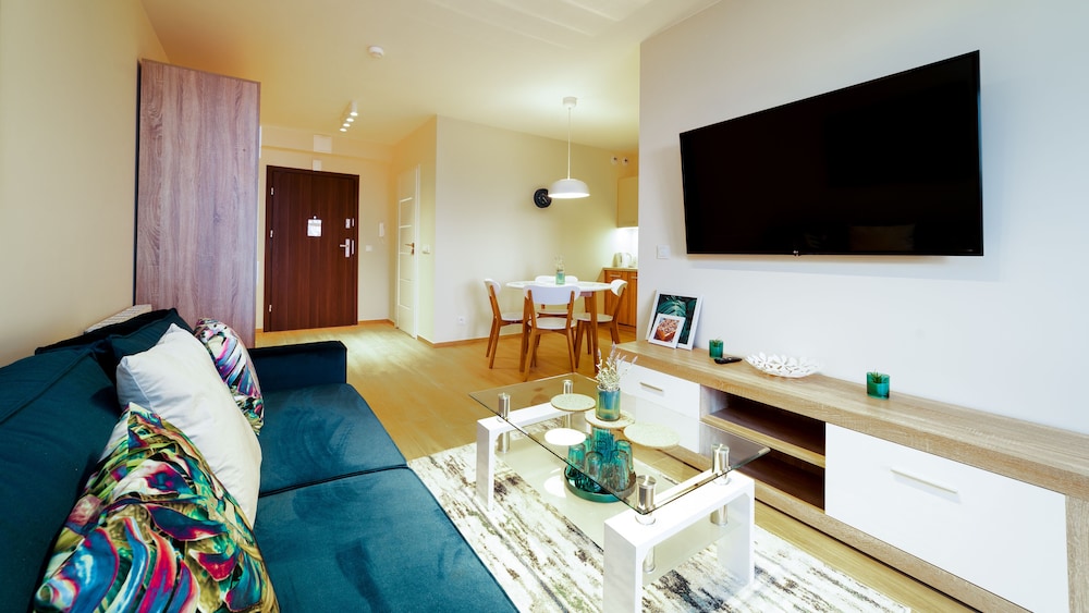 Apartment (95)