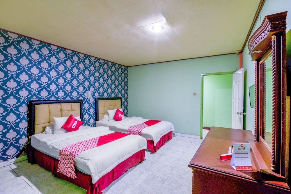 Deluxe Twin Room photo 2