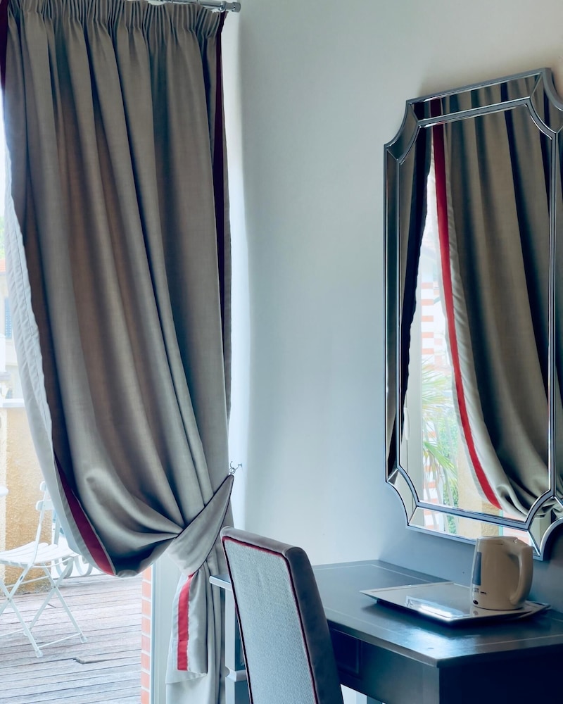 Double Room - Photo 10
