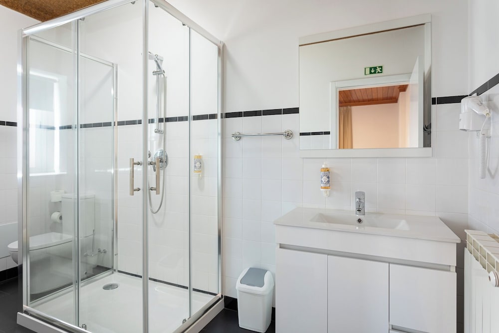 Standard Triple Room photo 2