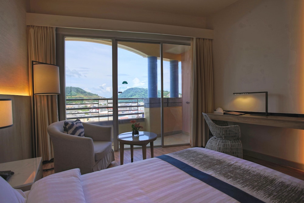Deluxe Partial Sea View - Photo 5