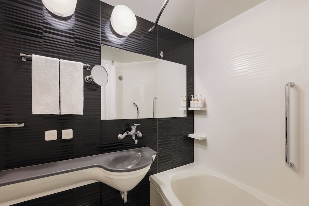 Room, 2 Twin Beds - Photo 3