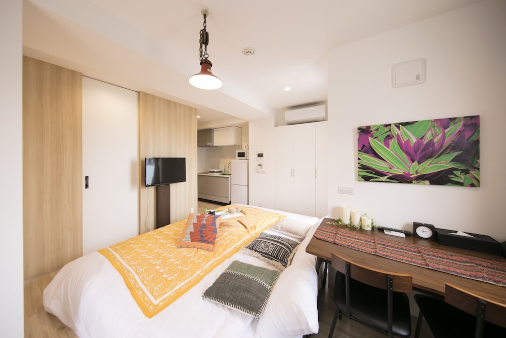 Moderate Theater 2 beds Non Smoking