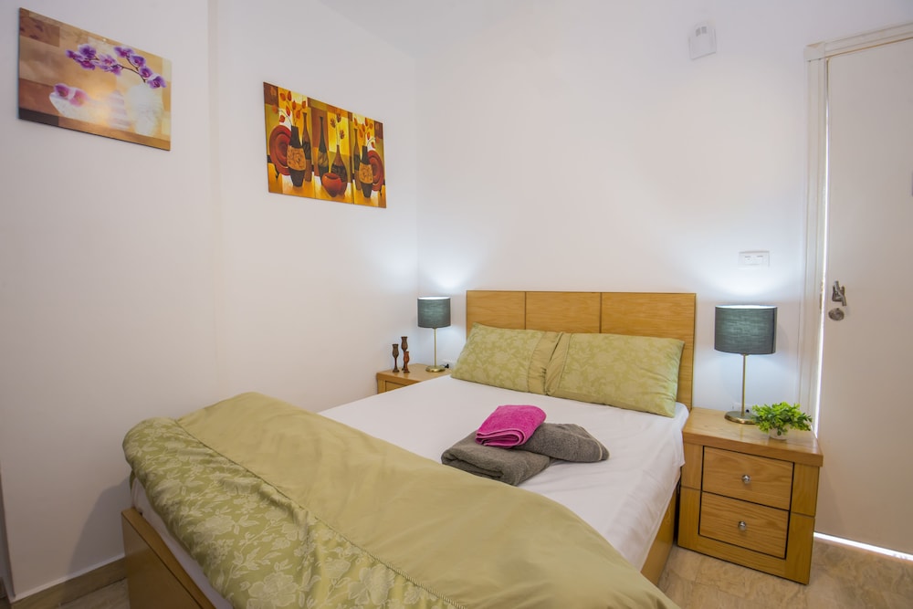 Pool View, Balcony, Kitchenette, Washing Machine | Tiba Resort E4