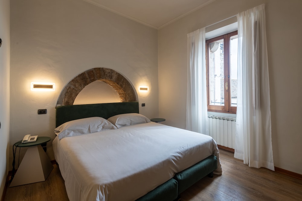 Superior Room, City View