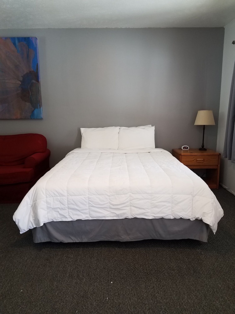 Standard Room (Room 2)
