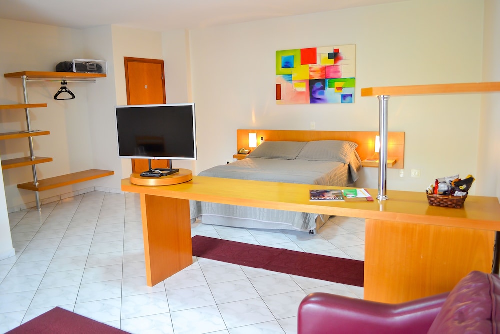 Panoramic Suite - Photo 3