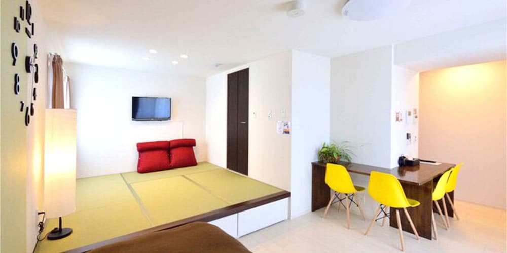Family Room 303 - Photo 8
