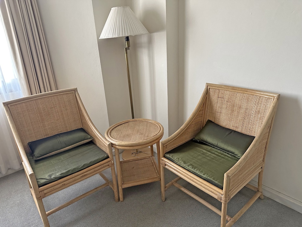Standard Twin Room - Photo 10