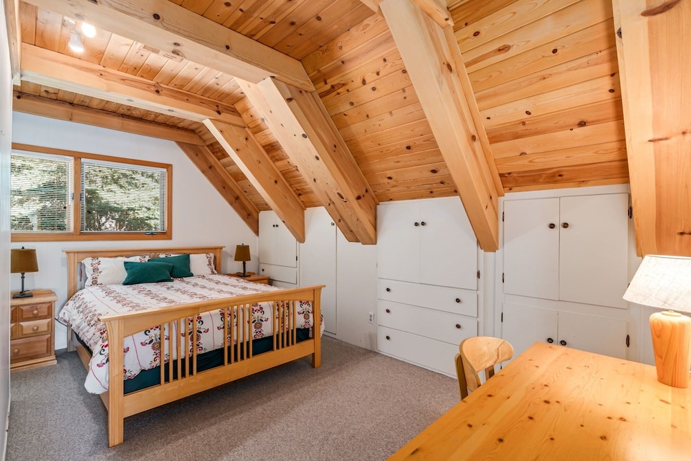 Cabin, 4 Bedrooms photo 3
