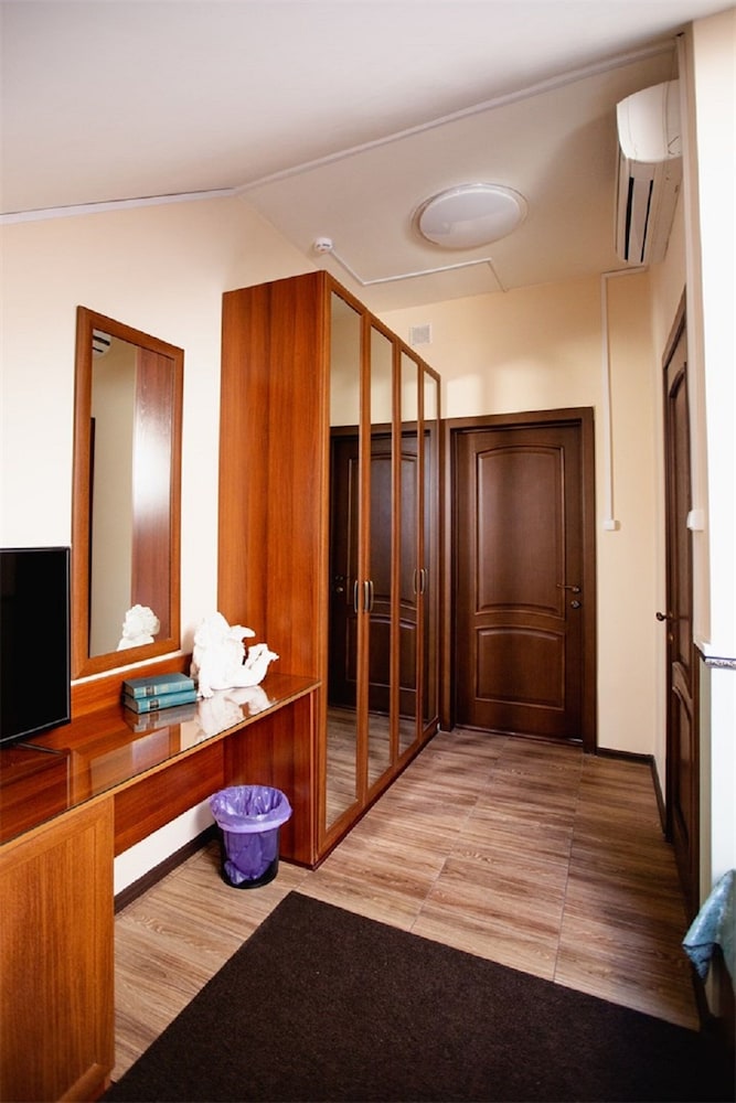 Standard Twin Room photo 3
