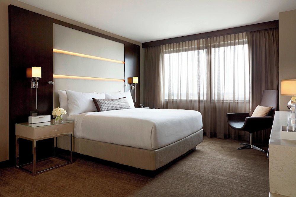 Suite, 1 Bedroom (Mobility Accessible, Tub) photo 1
