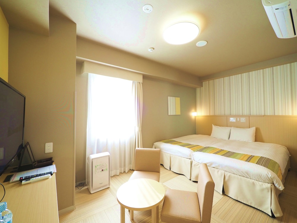 Twin Room (Type B)