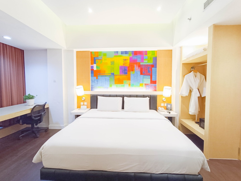 Suite King Room photo 2