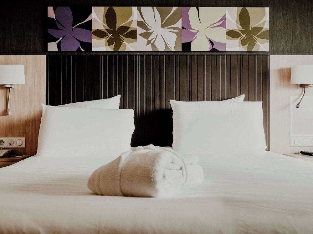 Privilege, Family Room, 1 Double Bed with Sofa bed photo 3