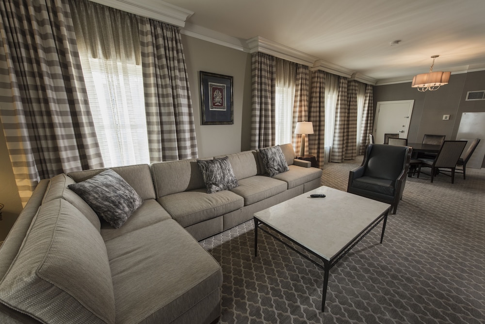 Presidential Suite, 1 Bedroom photo 3