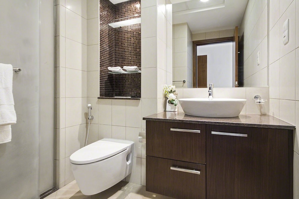 Bespoke Residences -Bay Square  One Bedroom Creek View photo 3