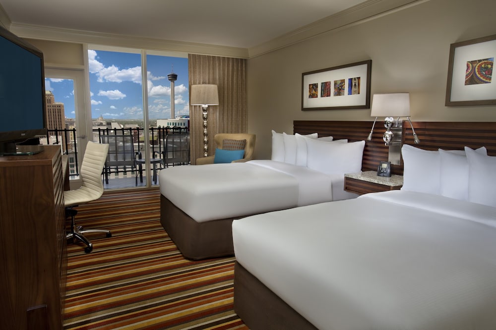 Room, 2 Double Beds, Accessible, City View - Photo 2