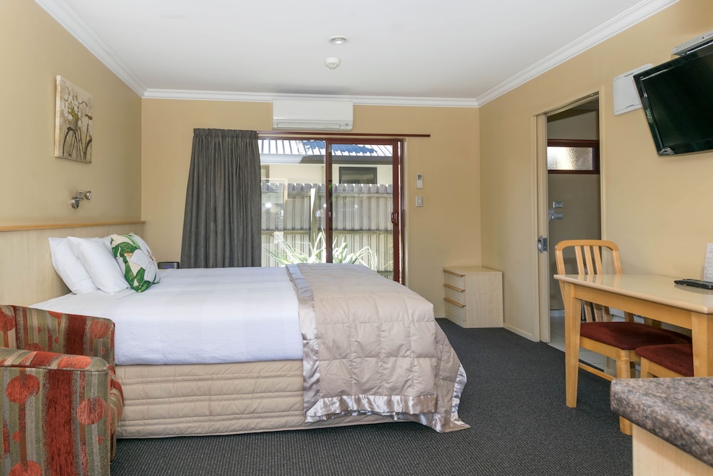One Bedroom Unit