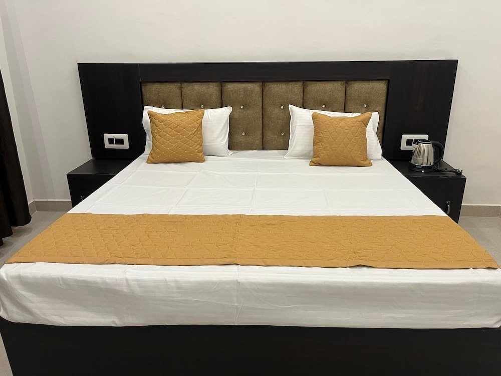 Deluxe Room, Garden View
