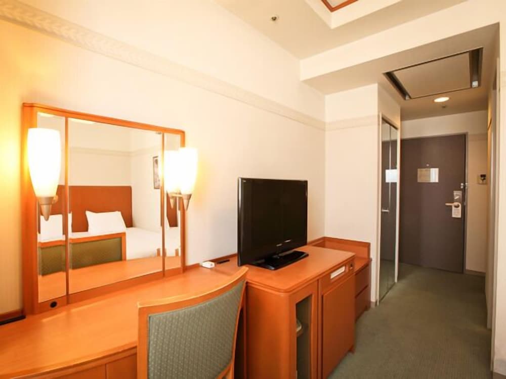 Twin Room - Photo 3
