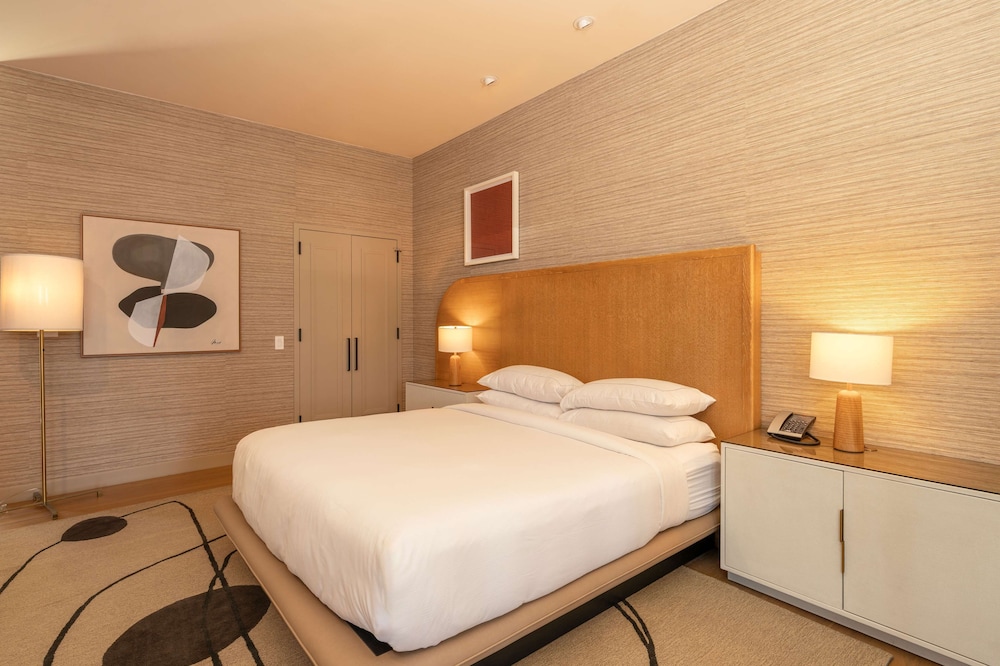 Vice Presidential Loft Suite - 1 King