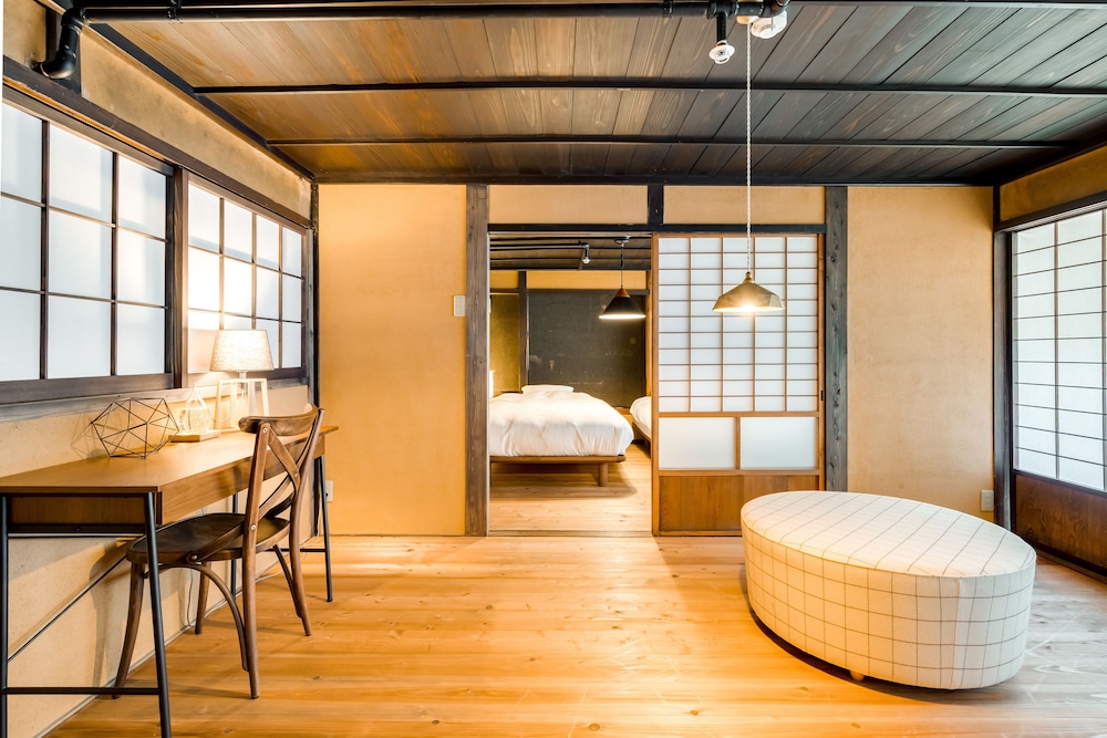 Premier Twin Room photo 3