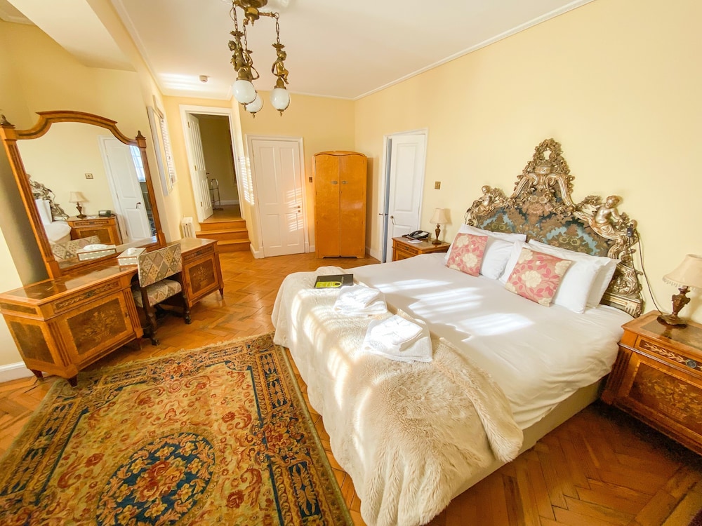 Superior Double Room (not dog friendly) photo 2