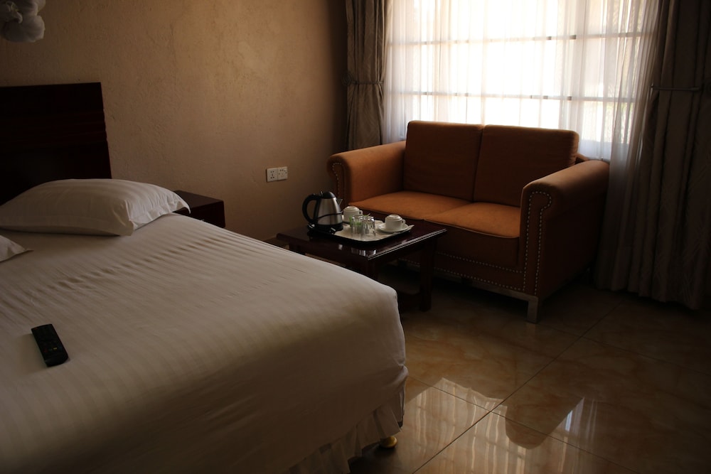 Deluxe Twin Room photo 3