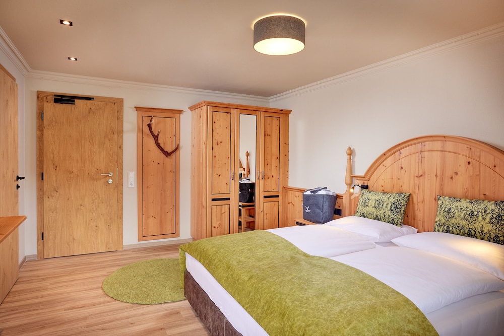 Superior Double Room Single Use, Balcony, Mountain View photo 3